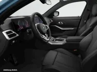 Gebraucht BMW 320 Sport Line 190 PS (139 kW) 2025 Blau Kombi