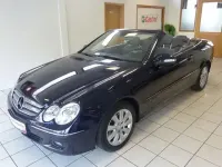 Gebraucht Mercedes CLK200 163 PS (119 kW) 2005 Tansanitblau Cabrio