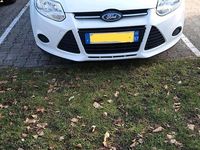 Gebraucht Ford Focus 2012 Weiß Kombi