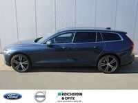 Gebraucht Volvo V60 Inscription 197 PS (144 kW) 2021 Denim blue Kombi