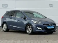 Gebraucht Hyundai i30 128 PS (94 kW) 2012 Blau Limousine