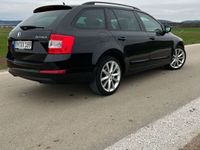 gebraucht Skoda Octavia 2.0 TDI DSG Joy Combi Joy