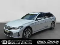 Gebraucht BMW 330e M Sport 292 PS (214 kW) 2025 Grau Kombi