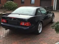 Second-hand Mercedes SL320 Edition 224 CP (164 kW) 2000 Negru Cabrio