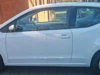 Gebraucht VW up! move up! 75 PS (55 kW) 2019 Weiß Kleinwagen