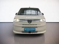 Second-hand VW Multivan Style 150 CP (110 kW) 2024 Alb Monovolum