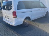 Gebraucht Mercedes V220 163 PS (119 kW) 2017 Weiß Van / Kleinbus