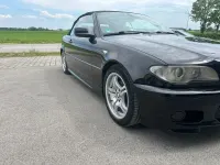Gebraucht BMW 325 Cabriolet Sport Line 192 PS (141 kW) 2004 Schwarz Cabrio
