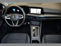 Gebraucht VW Golf VIII 131 PS (96 kW) 2021 Blau Kleinwagen