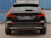 gebraucht Volvo V60 CC B5 Ultimate AWD Standheizung, Schiebedach, Head-up