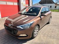 Gebraucht Hyundai i20 Active 85 PS (62 kW) 2016 Braun Kleinwagen