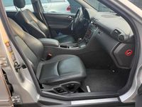 Gebraucht Mercedes C220 143 PS (105 kW) 2003 Silber Kombi
