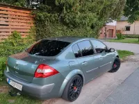 Gebraucht Renault Mégane 113 PS (83 kW) 2004 Grün Limousine