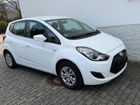 Gebraucht Hyundai ix20 Classic 90 PS (66 kW) 2015 Polar white Kleinwagen