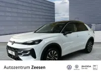 Neu VW T-Roc Style 150 PS (110 kW) 2026 Weiß SUV