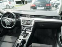 gebraucht VW Passat 1.4 TSI DSG Comfortline Navi LED ACC PDC v+h Sitzheizung Bluetooth