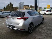 Gebraucht Toyota Auris Comfort 99 PS (72 kW) 2015 Silver metallic Limousine