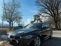 Gebraucht BMW 330 258 PS (189 kW) 2017 Blau Limousine
