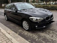 Gebraucht BMW 118 143 PS (105 kW) 2014 Schwarz Kleinwagen