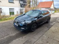 Używany Renault Mégane 132 KM (97 kW) 2015 Czarny Sedan/Limuzyna