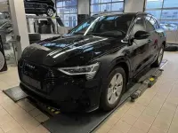 Gebraucht Audi e-tron S-Line 300 kW (408 PS) 2022 Brillantschwarz SUV