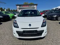 Gebraucht Renault Clio III 103 PS (75 kW) 2012 Weiß Limousine