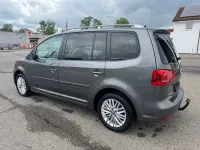 Gebraucht VW Touran Cup 140 PS (102 kW) 2015 Grau Van / Kleinbus