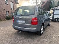 Gebraucht VW Touran 105 PS (77 kW) 2004 Grau Van / Kleinbus