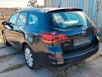 Gebraucht Opel Astra 125 PS (91 kW) 2011 Schwarz Kombi
