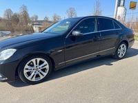 Gebraucht Mercedes E220 Avantgarde 170 PS (125 kW) 2009 Schwarz Limousine