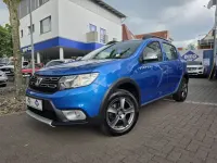 Gebraucht Dacia Sandero Stepway 90 PS (66 kW) 2019 Blau sky SUV