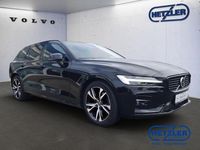 Gebraucht Volvo V60 Plus 197 PS (144 kW) 2022 Black solid stone / solid Kombi