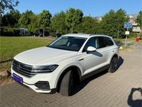 Gebraucht VW Touareg 231 PS (169 kW) 2019 Weiß SUV