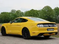 Gebraucht Ford Mustang GT 421 PS (309 kW) 2017 Gelb Coupé