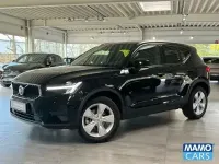 Gebraucht Volvo XC40 Core 163 PS (119 kW) 2025 Schwarz SUV