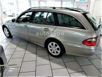 Gebraucht Mercedes E200 184 PS (135 kW) 2006 Silber metallic Kombi