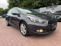 Gebraucht Kia Ceed Edition 7 99 PS (72 kW) 2012 Grau Kleinwagen