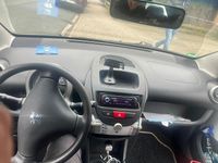 Gebraucht Peugeot 107 68 PS (50 kW) 2009 Weiß Kleinwagen