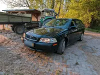 Gebraucht Volvo V40 122 PS (89 kW) 2004 Schwarz Kombi