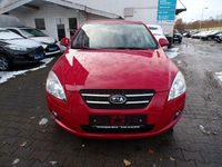 Gebraucht Kia Ceed 143 PS (105 kW) 2009 Rot Kleinwagen