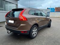 gebraucht Volvo XC60 2.4 AWD AHK Kamera Vollleder 8-fach Scheck