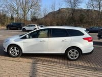 Gebraucht Ford Focus Trend 95 PS (69 kW) 2016 Weiß Limousine