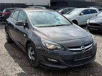 Gebraucht Opel Astra Selection 140 PS (102 kW) 2014 Grau Limousine
