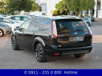 Gebraucht Ford Focus 116 PS (85 kW) 2010 Schwarz Limousine