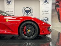 Gebraucht Ferrari 812 799 PS (587 kW) 2020 Rot
