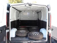 Gebraucht Opel Vivaro 125 PS (91 kW) 2017 Weiß Van / Kleinbus