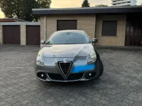 Gebraucht Alfa Romeo Giulietta 170 PS (125 kW) 2011 Grau Kleinwagen