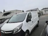 Gebraucht Opel Vivaro 100 PS (73 kW) 2017 Weiß Van / Kleinbus