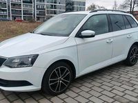 Gebraucht Skoda Fabia 90 PS (66 kW) 2017 Weiß Kombi