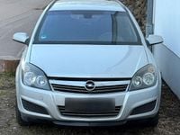 Gebraucht Opel Astra 150 PS (110 kW) 2007 Silber Kombi